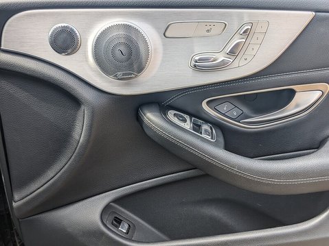 Mercedes-Benz C Class C 220 D AMG LINE PREMIUM PLUS 26