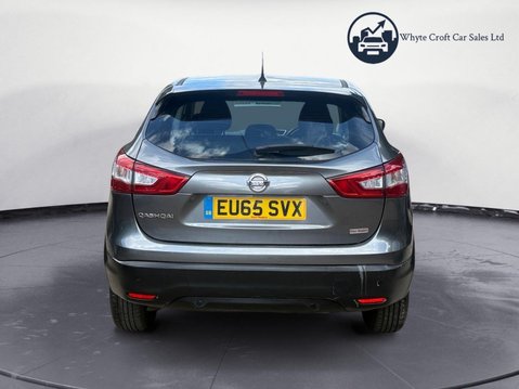 Nissan Qashqai 1.2 DIG-T Visia 2WD Euro 6 (s/s) 5dr 4