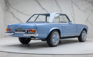 Mercedes-Benz 280 SL W113 Pagoda 9