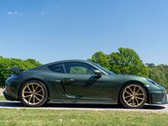 Porsche 718 Cayman GT4 PDK 3