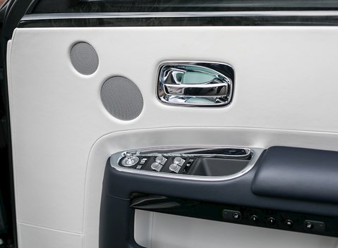 Rolls-Royce Ghost Saloon Ii 4dr Auto 22