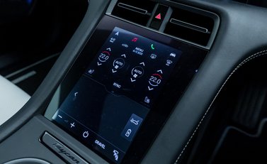 Porsche Taycan TURBO S CROSS TURISMO 21