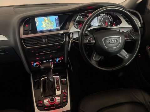 Audi A4 AVANT TDI SE TECHNIK 12