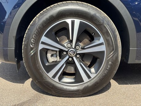 Jaguar E-Pace R-DYNAMIC S MHEV 6
