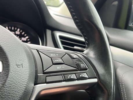 Nissan Qashqai 1.6 Qashqai Tekna dCi 5dr 22