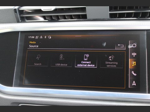 Audi Q3 TFSI S LINE BLACK EDITION 26