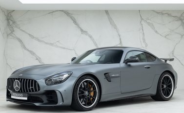Mercedes-Benz AMG GT R PREMIUM 1