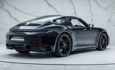 Porsche 911 Targa 4 GTS (992) 5