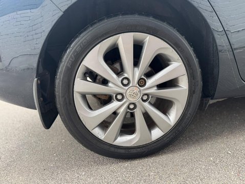 Toyota Auris 1.8 VVT-h Excel CVT Euro 5 (s/s) 5dr 24