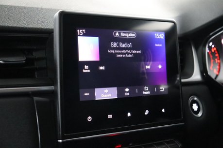 Renault Captur ICONIC TCE 39