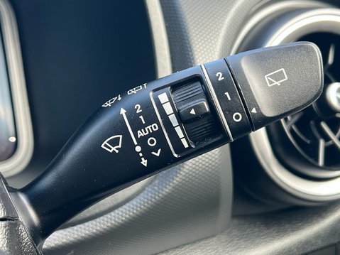 Hyundai KONA GDI PREMIUM 34