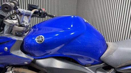 Yamaha FZ 2007 29K PROJECT COMMUTER BIKE 600CC SPARES OR REPAIR 10