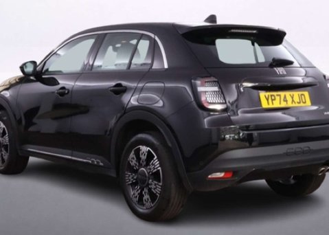 Fiat 600 1.2 MHEV SUV 5dr Petrol Hybrid e-DCT Euro 6 (s/s) (136 ps) 8
