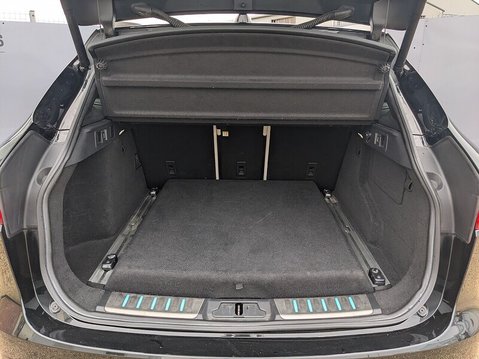 Jaguar F-Pace V6 FIRST EDITION AWD 18