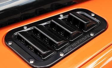 Land Rover Defender 90 Adventure Edition 27