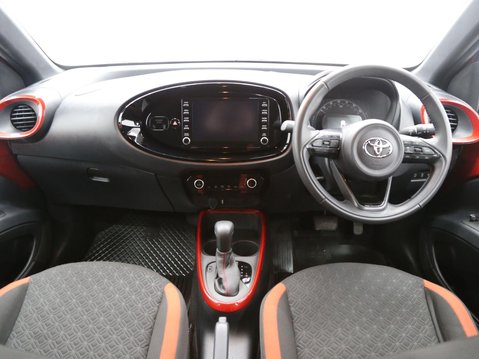 Toyota Aygo X 1.0 VVT-i Edge x-shift Euro 6 (s/s) 5dr 9