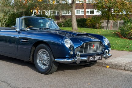 Aston Martin DB5 Convertible 14