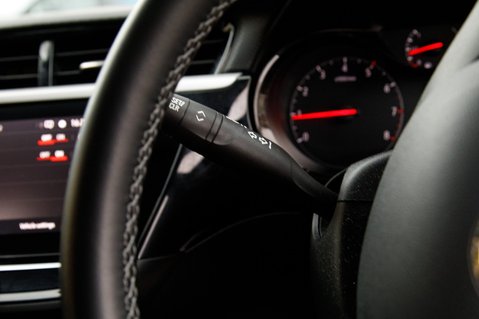 Vauxhall Corsa SE NAV PREMIUM 16
