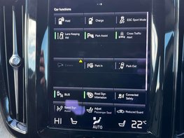 Volvo XC60 2.0 XC60 Inscription T6 Recharge AWD Auto 4WD 5dr 34