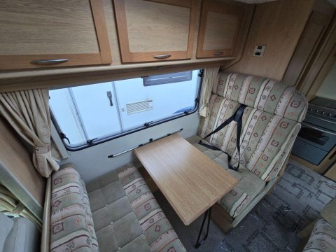 Elddis Autoquest Suntor 3