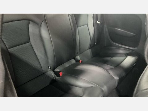 Audi A1 1.0 TFSI S line Euro 6 (s/s) 3dr (Nav) 9