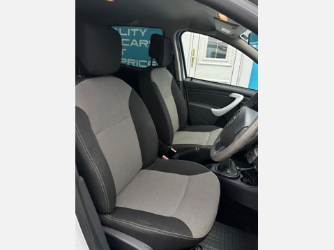 Dacia Duster 1.5 dCi Ambiance SUV 5dr Diesel Manual Euro 6 (s/s) (110 ps) 9