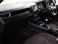 Renault Clio ICONIC TCE BOSE 34