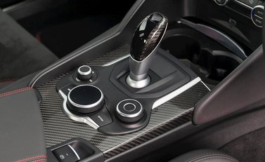 Alfa Romeo Giulia Quadrifoglio 22