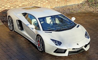 Lamborghini Aventador LP 700-4 4
