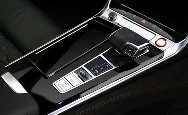 Audi RS6 Avant Carbon Black 20