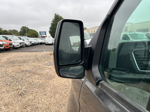 Ford Transit Custom Crew Cab SWB L1H1 Limited 300 CAT N Air Con Alloys Cam EURO 6 NO VAT 22