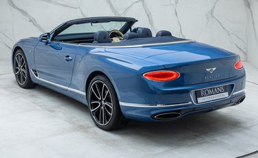 Bentley Continental GTC W12 First Edition 14