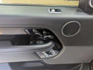 Land Rover Range Rover 3.0 Range Rover Vogue D MHEV Auto 4WD 5dr 38