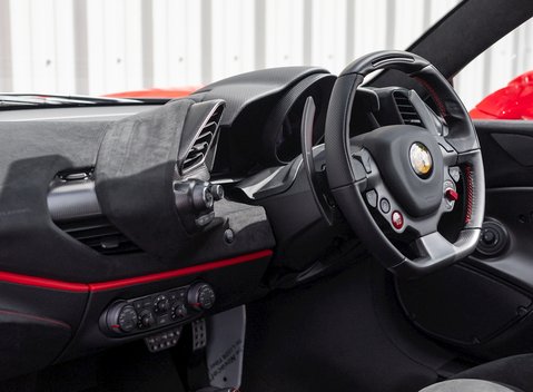 Ferrari 488 Pista 16