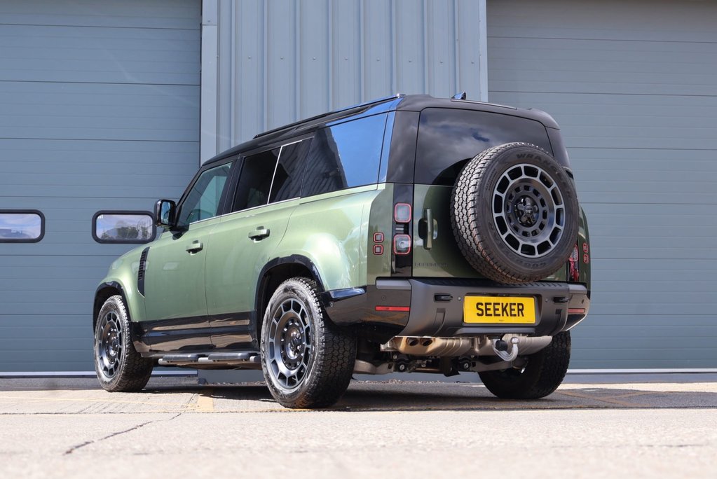 Land Rover Defender 110 2026 HARD TOP D350  HSE Octa wheels and a genuine rear seat conversion 4