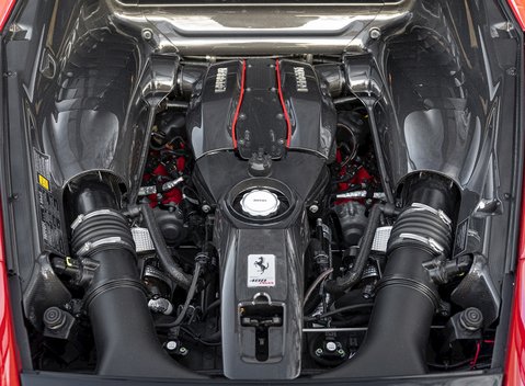 Ferrari 488 Pista 37