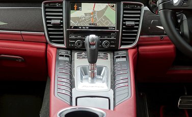 Porsche Panamera Turbo S 17