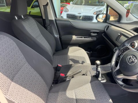 Toyota Yaris 1.33 Dual VVT-i TR Euro 5 5dr 24