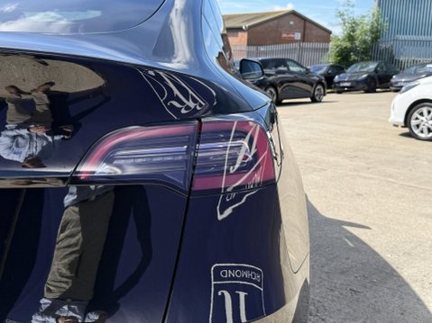 Tesla Model Y SUV 5dr Electric Auto RWD (346 ps) 19