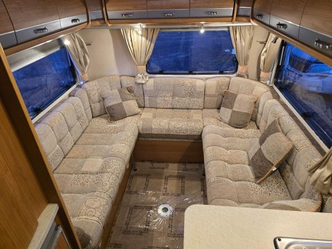 Autocruise Starspirit Low Profile Motor Home 25