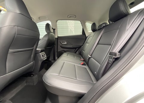 MG ZS 1.5 HYBRID+ TROPHY 17