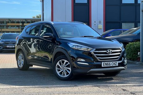 Hyundai TUCSON 2.0 CRDi SE Nav SUV 5dr Diesel Manual 4WD Euro 6 (136 ps) 11