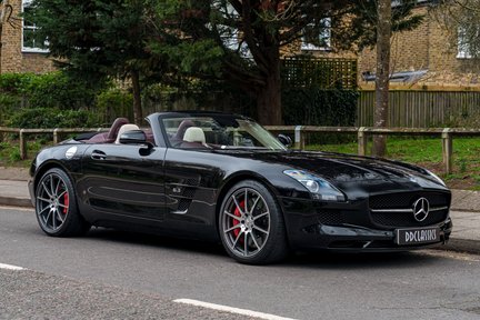 Mercedes-Benz SLS AMG GT ROADSTER- I OF ONLY 2 UK Cars 2