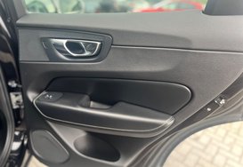 Volvo XC60 T5 R-DESIGN AWD PETROL AUTO 24