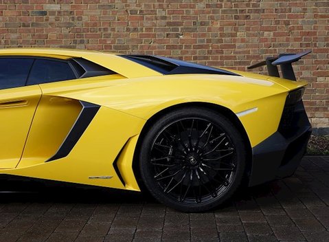 Lamborghini Aventador SV LP750-4 23
