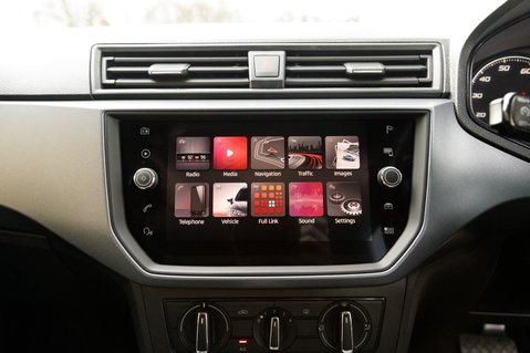 SEAT Arona TSI SE TECHNOLOGY DSG 21