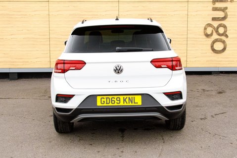 Volkswagen T-Roc SE TSI 6