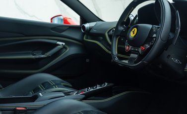 Ferrari F8 Tributo 14