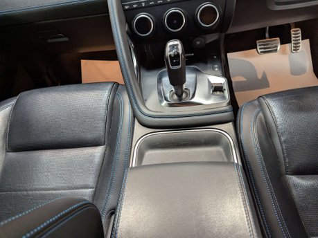 Jaguar E-Pace 2.0 E-PACE R-Dynamic S D AWD Auto 4WD 5dr 61