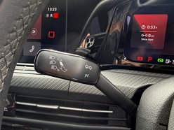 Volkswagen Golf 1.5 eTSI MHEV R-Line Hatchback 5dr Petrol Hybrid DSG Euro 6 (s/s) (150 ps) 37